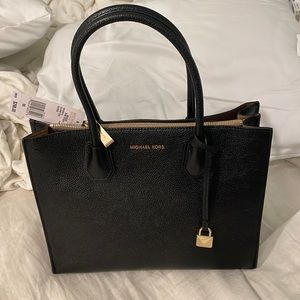 Michael Korea Mercer Bag in Black